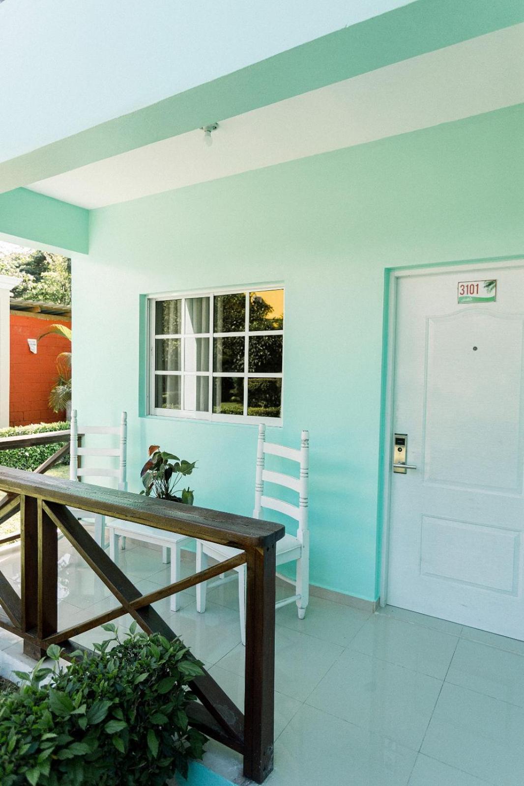 Guacamayos Hotel Bonao Exterior photo