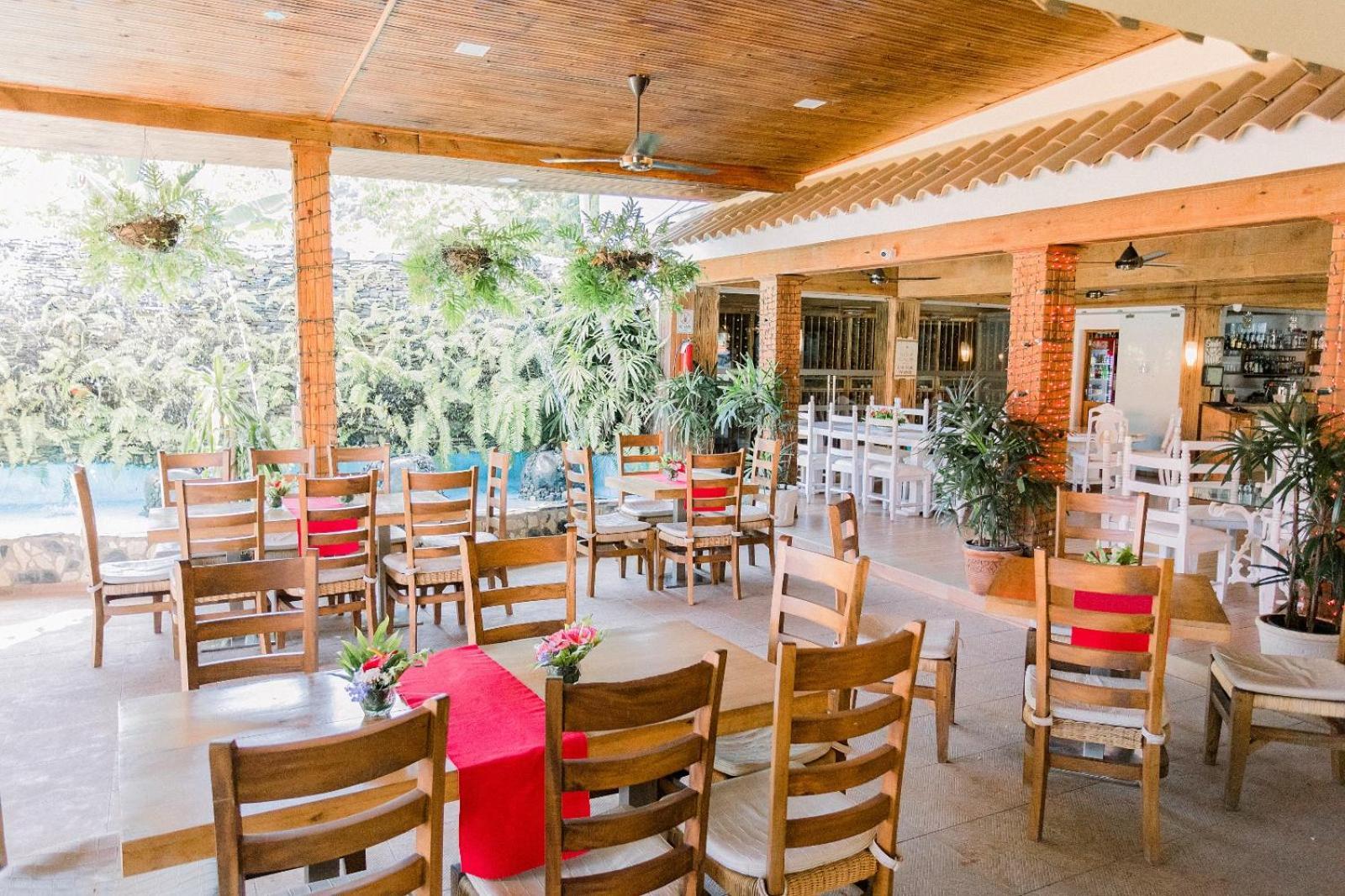 Guacamayos Hotel Bonao Exterior photo